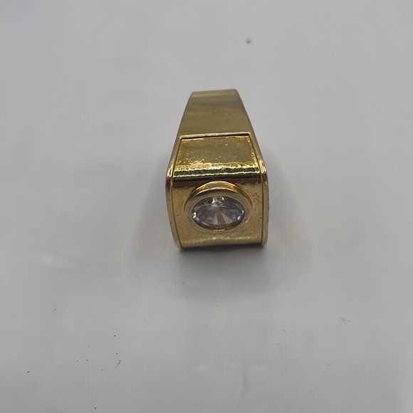 Gold tone crystal statement ring - Picture 3 of 5